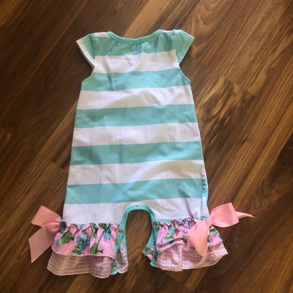 Pretty baby Romper with bows - Picture 6 of 7